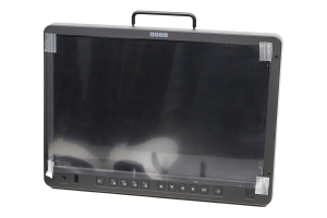 4K 15" LCD Monitor with AB Battery Mount